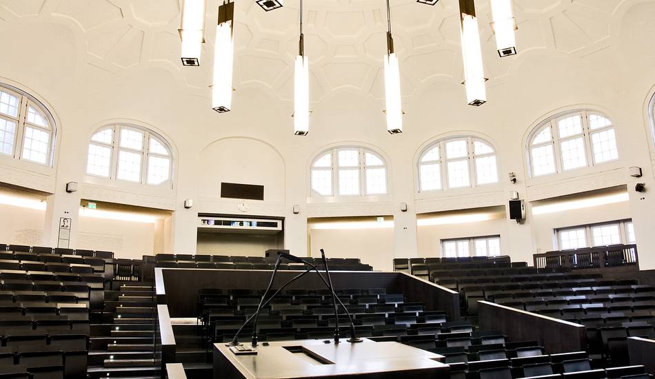 University of Hamburg gains "excellent" status

University of Hamburg now eleven best universities in Germany. <a href="/unihh/">Universität Hamburg</a> 
hamburg-news.hamburg/en/health-life…