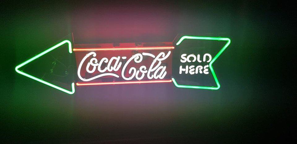 Ev ve iş yerlerinde kullanabileceğiniz size özel neonlar ile dekorasyonda tarz yaratın!

Özel tasarım neon siparişi için Dm'den bizimle iletişime geçebilirsiniz.  boboliko.com/neon-195

#neondekor #neon #neontabela #neondesign #neondekorasyon #istanbulneon