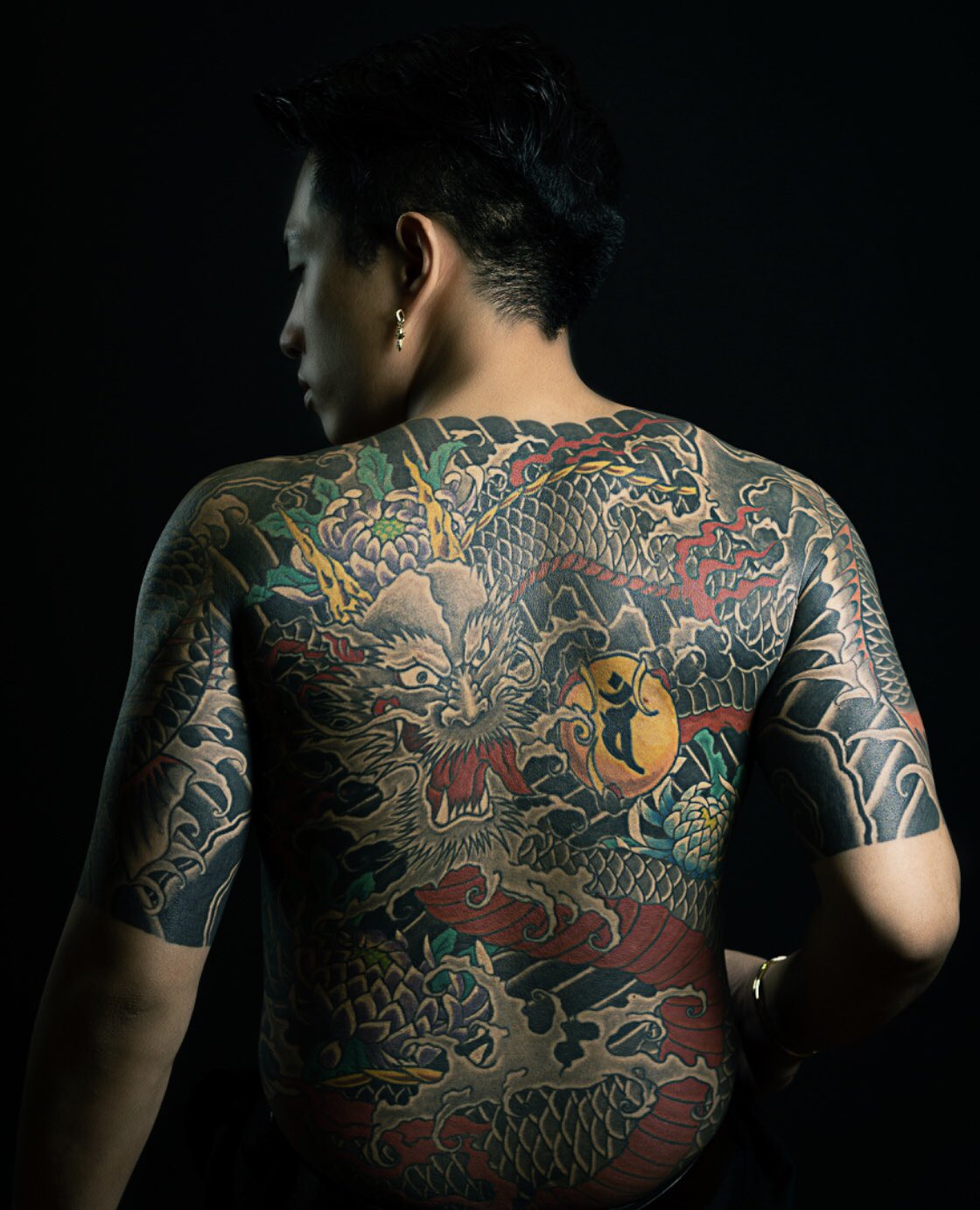 Michael 公共施設だめ 仕事も雇ってくれない 刺青に対する考え方は厳しいね でも日本で暮らしてるならそれは仕方ないか 日本の伝統なのにね和彫り いいじゃんね 刺青入ってても 入ってる人のエゴでしかないけど 刺青 和彫り 日本伝統 彫り物 Michael 公共施設だめ 仕事も雇ってくれない 刺青に対する考え方は厳しいね でも日本で暮らしてるならそれは仕方ないか 日本の伝統なのにね和彫り いいじゃんね 刺青入ってても 入ってる人のエゴでしかないけど 刺青 和彫り 日本伝統 彫り物