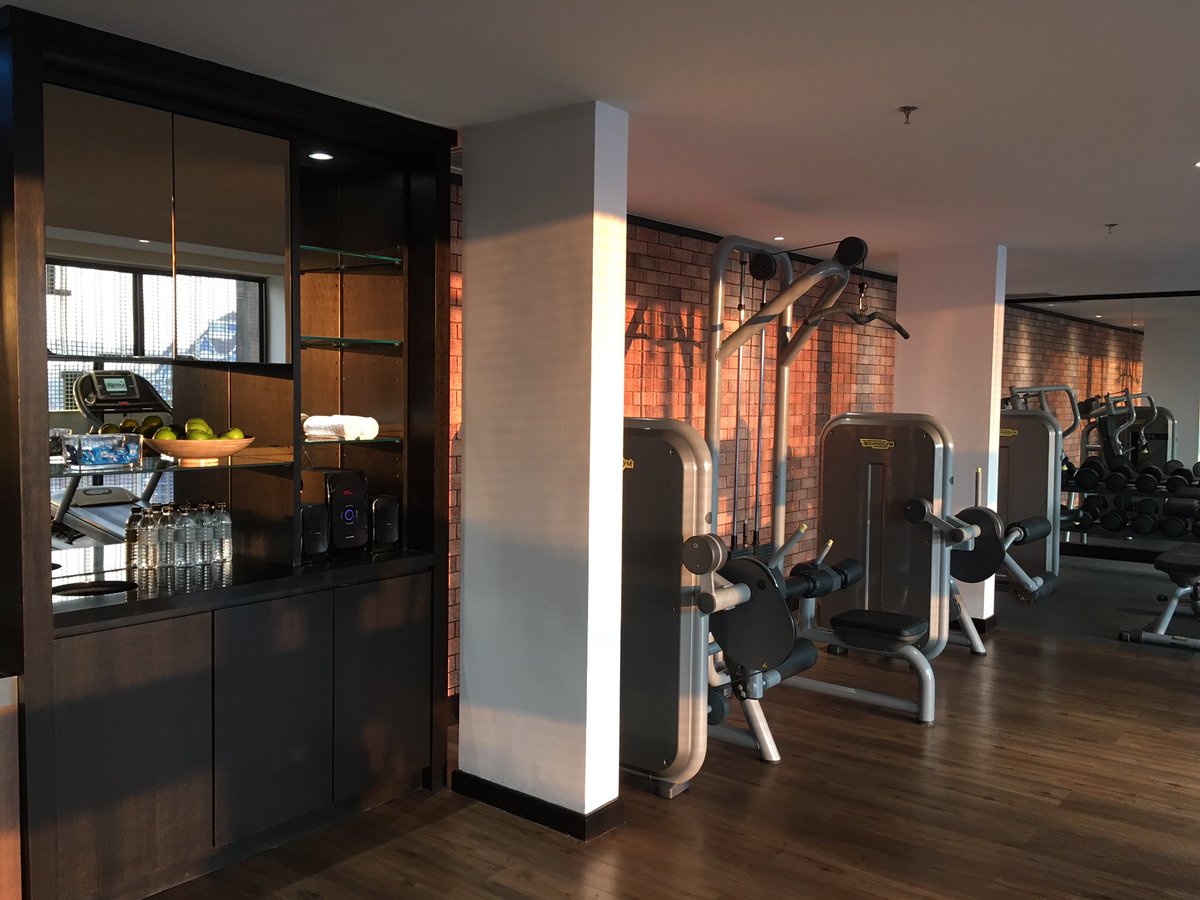 #hotelreview in one tweet:
Hotel Stripes <a href="/autographhotels/">Autograph Collection</a> Kuala Lumpur - 
Design comes 1st, #Usability 2nd, hence very stylish, rooftop pool, specious rooms, location ok-lah, perfect French Toast. 
<a href="/MarriottBonvoy/">Marriott Bonvoy</a> <a href="/Marriott/">Marriott Hotels</a> <a href="/sheratonhotels/">Sheraton</a>