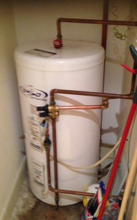 TPPMC's tweet photo. We fitted a new balancing valve and temperature relief valve on an unvented hot water cylinder today in SE1 https://t.co/igmkAWlwzY