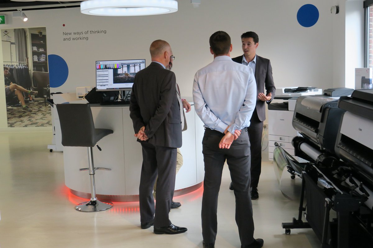 MatthieuLscl's tweet image. RT @SpencerProPrint: Canon's "Solutions for the Future" Event July 2019. Great day and great people full of ideas and motivation to make a difference. #canon #canonuk #unleashprint #innovation #partner #publicsector #businessgrowth #efficiency #ideas #ca…