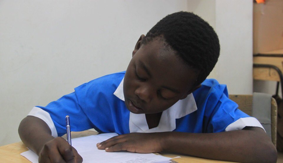 Makini_Schools's tweet photo. We wish our learners the best as they go on with their end of term two exams. You have exhibited great academic progress, success to you champions!!📋📝🖌#makinischool #scholépromise #ourpromise #amazingacademicprogress #readyforwork #confidence #champions #endofterm2 #teammakini https://t.co/AwNaFSQnmT