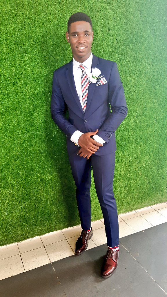 segunolabinjo's tweet photo. Hey guys, I bagged a B.Eng in Civil Engineering from the Prestigious Covenant University @CUHEBRON .I didn't Just graduate with knowledge in Engineering and Mathematics,CU has put alot about Life-matics in me. I am glad to have gone throughCU. To jesus be my Glory. #the14thsetcu https://t.co/Fa2r3A8C3H