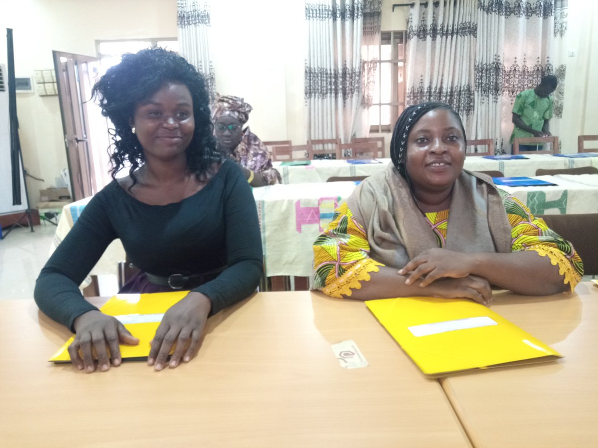 maison_msb's tweet photo. Rencontre annuelle des membres de la convergence globale des luttes pour la terre l'eau et les semences les 22 ,23 et 24 juillet 2019 plus de dix pays participent . @CADTM_int @NoVoxnetwork @attac_fr @amnestybenin @gouvbenin @Journal_DHI @kikanfr @PresidenceBenin @FIANbelgium https://t.co/UssXCtRcJb