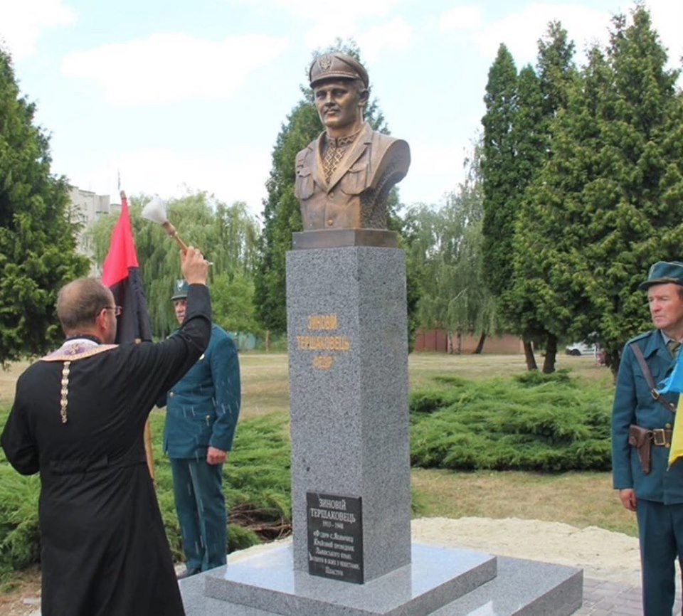 Памятник сс в канаде