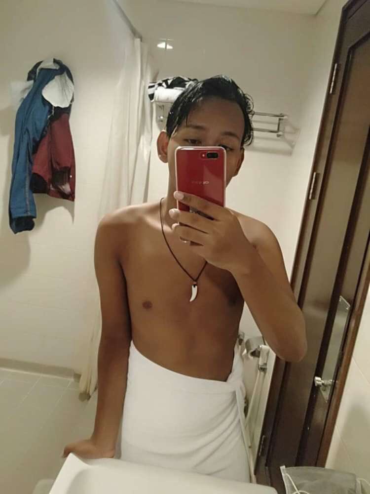 Raka984's tweet photo. Open khusus pademangan tidak untuk fun thankss #gay #gayfirst #gaytop #gaybot #gaybooking #gayjakarta #gayjakut #gayjaktim #gaybo #availbooking #avail4booking https://t.co/LupYMqwbvW