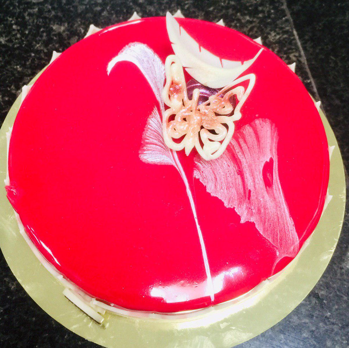 MemoireBakery's tweet image. The taste of our fabulous cake will make your birthday sweeter and enjoyable with participants.

👉Remark: Daily 🎁50% OFF from 6pm until 10pm on all cake!

Call Now:
(855) 69 201 888 / 69 261 888
E-mail: fbc@memoirepalace.com