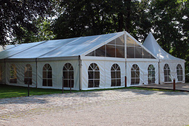 EventNewsBlog's tweet photo. Calling all #eventprofs that supply #tents #marquees #bigtops #shelters #gazebos we need you to feature in our Top Ten Tents for Events extravaganza - get in touch with Rebecca@eventindustrynews.com today for more info 🎪 #feature https://t.co/tDOb7lwhnK
