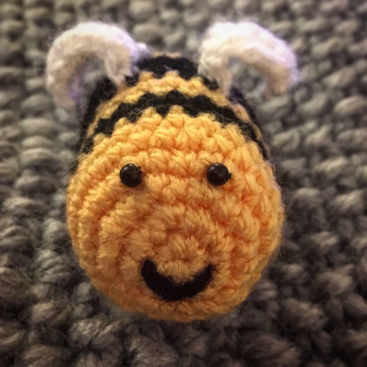 TreacleKnits's tweet photo. Bee keyrings in the Etsy shop now 😬🐝🐝🐝 #handmade #crochet #keyring #bee #🐝 #manchesterbee https://t.co/g91G7Qf0Xd
