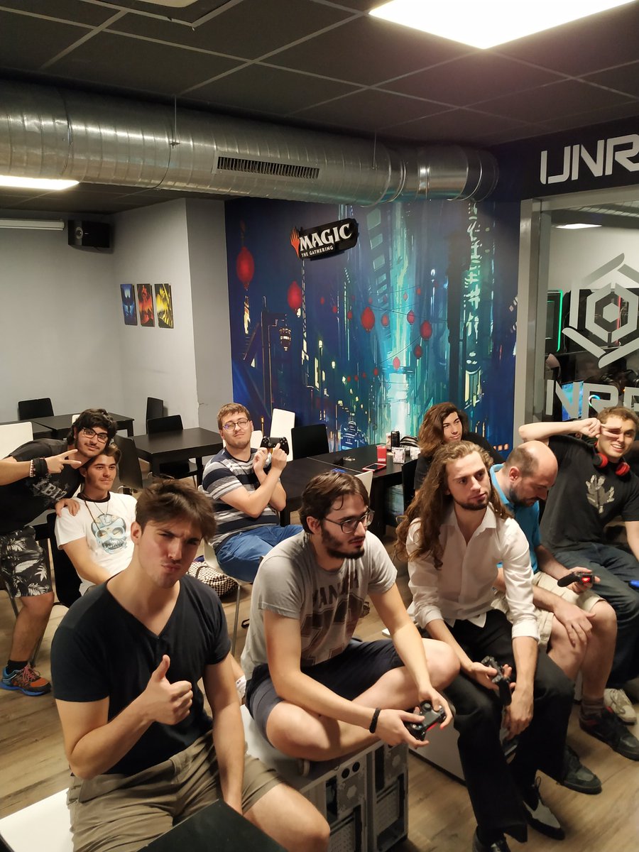 Unreal_Zone's tweet photo. Ganadores del #torneo #Tekken7 21 de Julio en #UnrealZone
🥇 Antonio 🥈 Erik 🥉JHacks

Cada vez somos más jugando en el Dojo! Únete a nosotros.

Entrena, haz amigos y compite!
@UnrealFightClub https://t.co/wClDkPv1pv