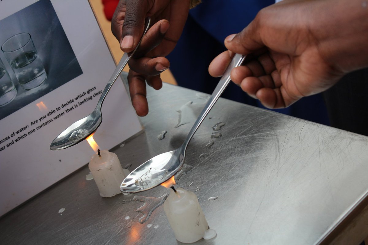 _KWAHO's tweet photo. Did you know that clear water does not always mean it is safe for drinking? Here is a test to clearly differentiate the difference between safe drinking water and the unsafe.
#majisafijukumuletu
@SiemensStiftung @Muwasco_ @MOH_Kenya @minwater_sani https://t.co/AwqQRMXsbR
