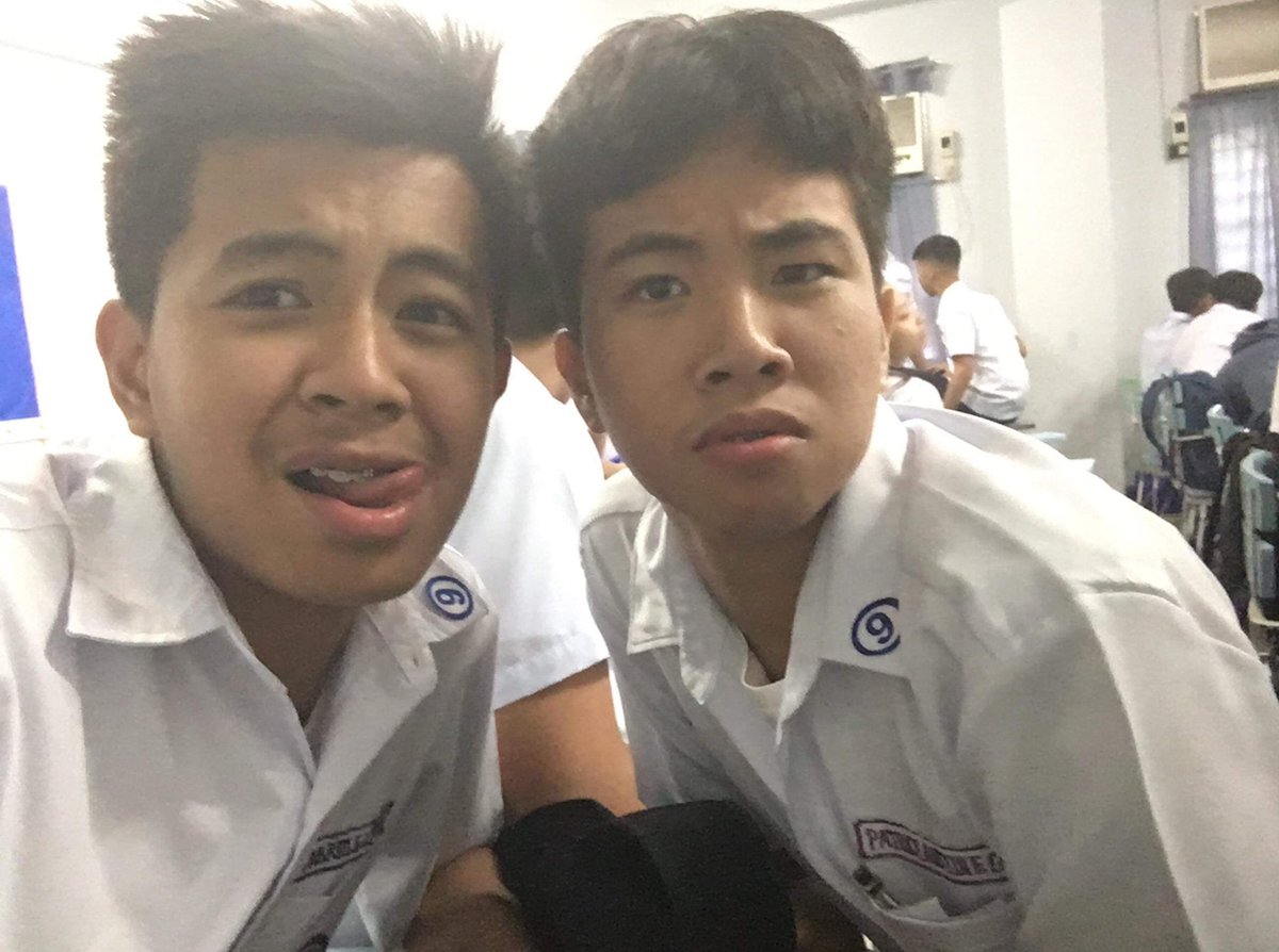 PatCanlas_'s tweet photo. Happy birthday @_GLozano02 pagtripan na kita ulit bukas https://t.co/dHofuEh2xg
