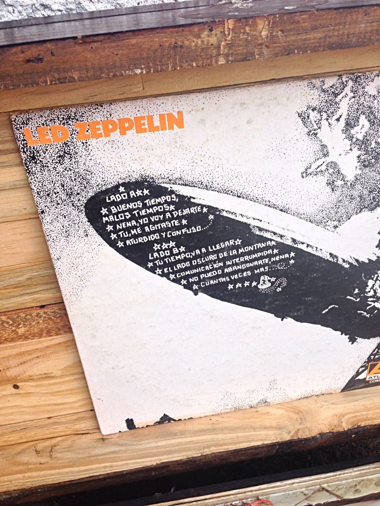 vinylstop2's tweet photo. Led Zeppelin - Led Zeppelin ( 1969 ) Atlantic 50.014 #vinyl #venezuelapressing #vinylove #vinylovers #vinylclub #vinylcommunity #vinylcollector #nowspinning #nowspinningonvinyl #vinyladdict #vinyladdiction #ledzeppelin https://t.co/WVetpRdvMh
