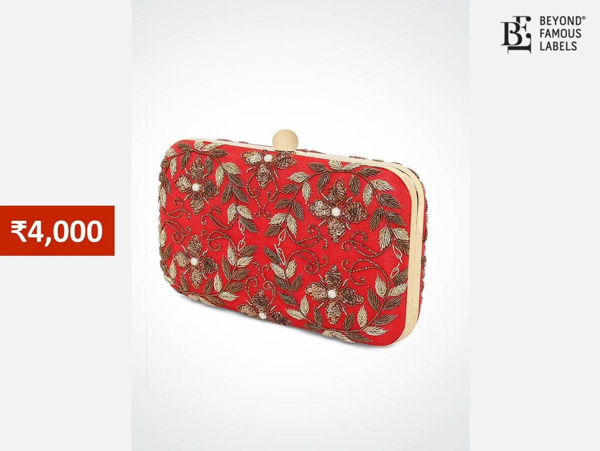 BFLworldwide's tweet photo. An embroidered hand clutch you simply can't keep away from your wardrobe!!

Shop Now: https://t.co/GHW6d5TWxO

#BeyondFamousLabels #WomensAccessories #Clutch #OnlineShopping #ShopNow https://t.co/TAdAhXVynl