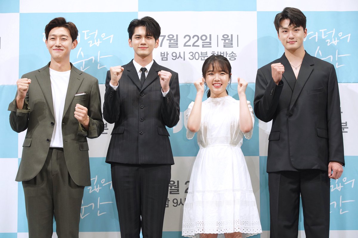 jtbclove's tweet photo. JTBC 월화드라마 <열여덟의 순간> 제작발표회

위태롭고 미숙한 'Pre-청춘'들의 세상을
있는 그대로 들여다보는 감성 청춘물

눈부시게 찬란한 그들의 #열여덟의순간
7월 22일(월) 밤 9시 30분 첫 방송 https://t.co/pofNV77Q3p