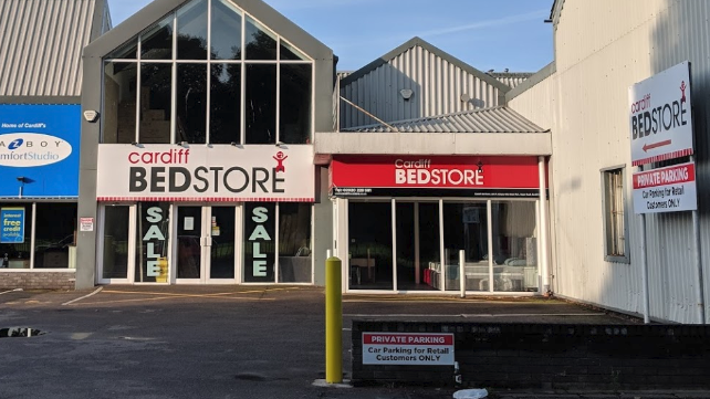 Cardiff_Beds's tweet photo. Our customers are telling us we are the Cheapest and best bed retailer in Cardiff! Offering the very best customer service too! Ample parking, easy to find! Come and see us! Plenty of offers in store! Please RT #Cardiff https://t.co/A4j6FsSblp