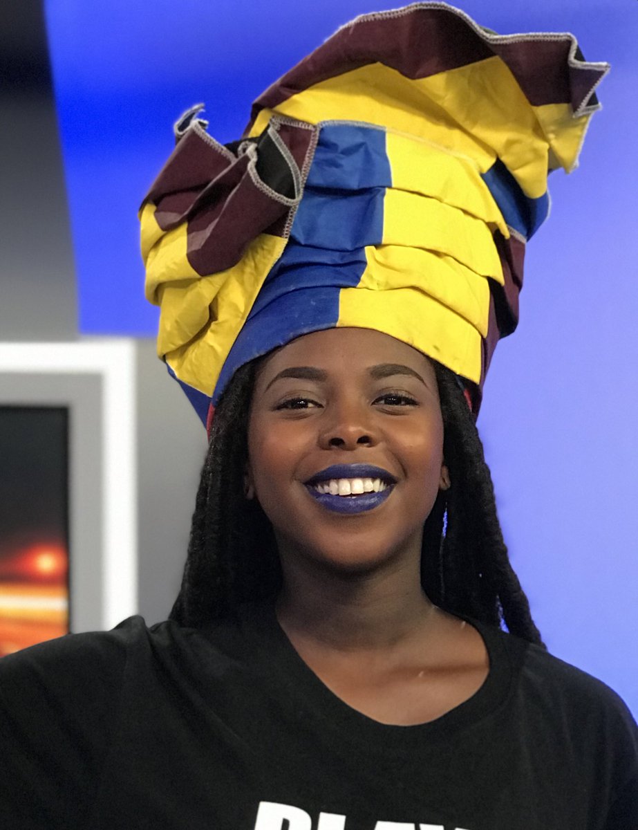 ntsako_mhlanga's tweet photo. Ladies and gentlemen 😍I am proud to announce that I am the @schoolaiduk ambassador for South Africa 💃🏽I am so excited to start this new journey of supporting the @DBE_SA with building libraries and enhancing the reading culture in South Africa📚 https://t.co/9s213LscTI