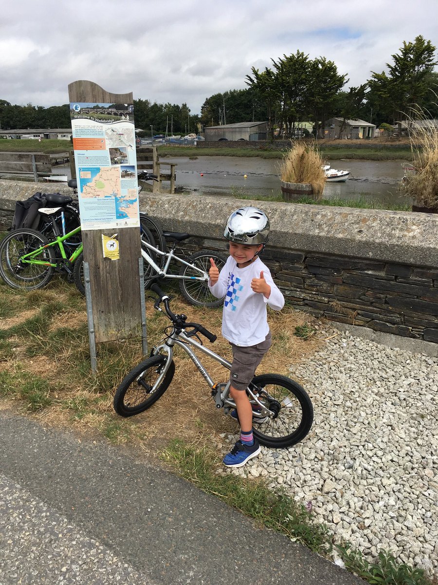 MattHyde2's tweet photo. @chrisfroome Hey Froomey!! Hoping your recovery is going well? Sending you a get well wish and a speedy recovery!! Would you fancy sending a get well wish of your own to our little man Ned!!
Off his bike during the best three weeks of the year too!! ❤️🚵🏼‍♂️💪🤕
#bothbacknextyear https://t.co/xzy8IknTdI