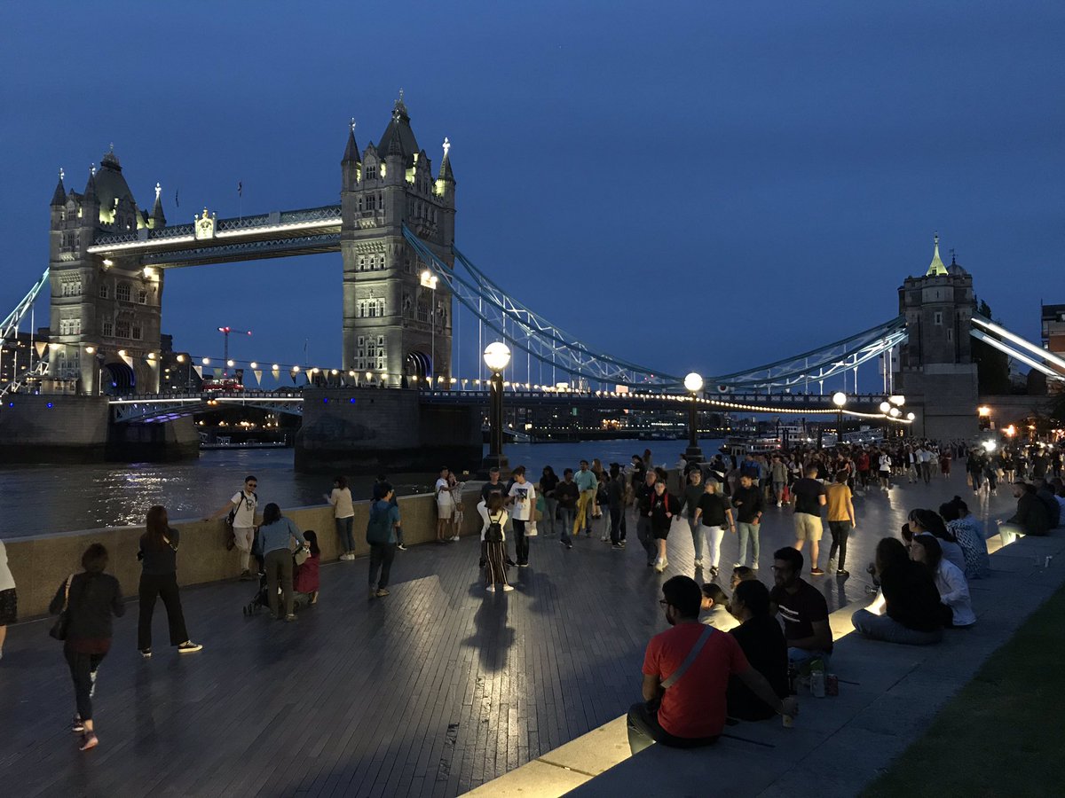 shirazziya's tweet photo. Another 10k, this time with @TheLondonRelay Stage 480 - only 1 week to go with all funds going to @Running_Charity #londonrelay #ukrunchat https://t.co/qSh572jSMF