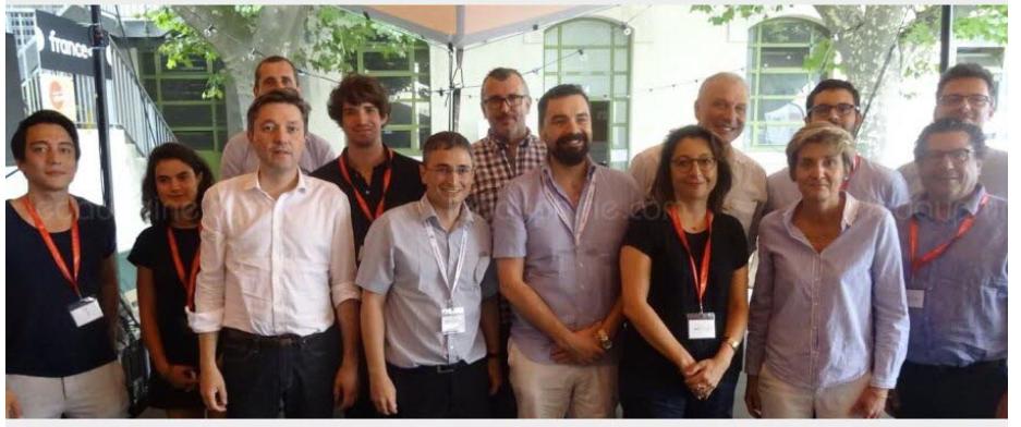 #Presse <a href="/LeDLVaucluse/">Vaucluse Matin</a> #LivingLab de <a href="/avignonleoff/">welovevrs</a> | 19 &amp; 20 juillet 2019 |
<a href="/arenametrix/">Arenametrix</a> <a href="/ImparatoApp/">Imparato, l'appli qui donne la réplique 🎭</a> <a href="/AskMonaParis/">Ask Mona</a> <a href="/surtitrages/">Dispositifs de surtitrages ParaphraZ</a> <a href="/TimeNjoy/">Timenjoy</a> <a href="/WalkooApp/">Walkoo City Map</a> 
#festival <a href="/VilleAvignon/">Ville d'Avignon</a> #startup #numerique #innovation #culture 
c.ledauphine.com/vaucluse/2019/…