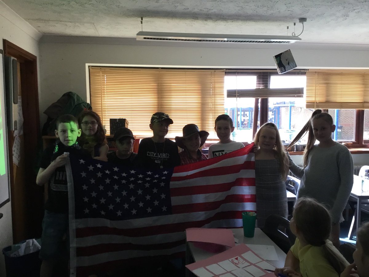 MissCunnRSW's tweet photo. Year 5 are having lots of fun during American day! They have created and eaten some South American food, art work in the style of Mexican artist Frida and created sumba music! @R_S_Wood https://t.co/yAcm7gZA1G