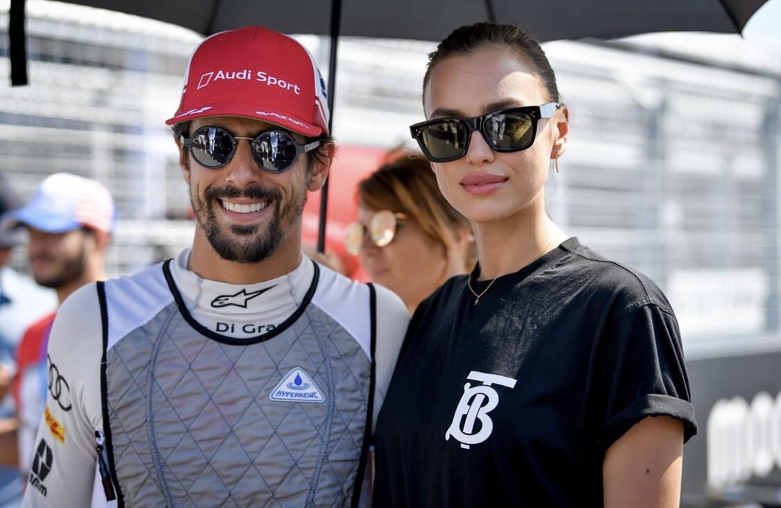TechNicheEurope's tweet photo. Hybrid cooling vest for @FIAFormulaE driver @LucasdiGrassi at the NYC FE race! Good choice #coolingvest #formulae #keepingyoucool #staycool #hyperkewl https://t.co/2x3j4gc5Y6