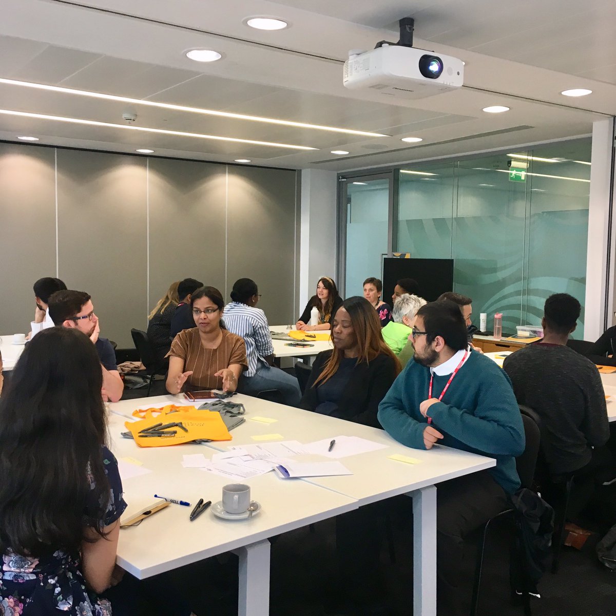 SocialMobilityF's tweet photo. SMF’s Birmingham students are finding out about the financial services industry from professionals at @Wesleyan. Thank you for having us! #aspiringprofessionals2019 #socialmobility https://t.co/f9BoQSPqTi