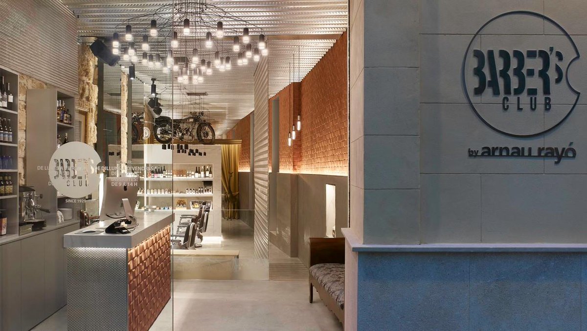 VibiaLight's tweet image. Nowadays, hair salons and barber shops are trendy, experiential settings where clients can relax amid cutting-edge design. Several of these hot spots feature Vibia’s Wireflow by @Arik_Levy. Read more: soo.nr/qCL3

#vibia #vibiaWIREFLOW #vibialighting #lightingdesign