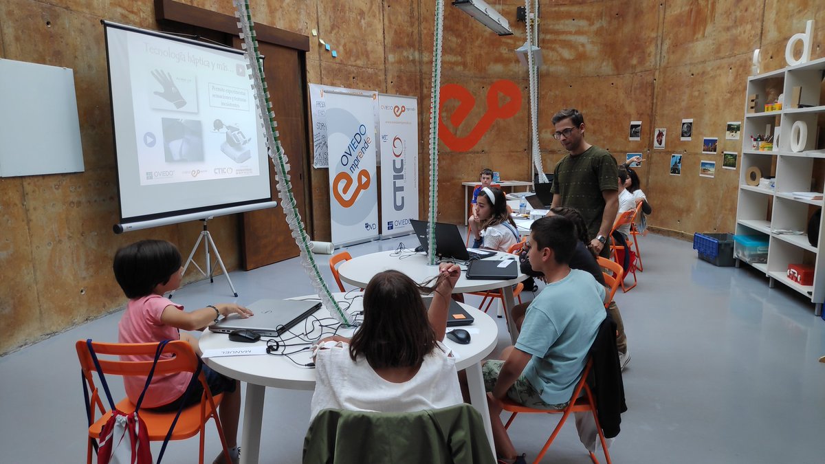 Oviedo Emprende tweet media