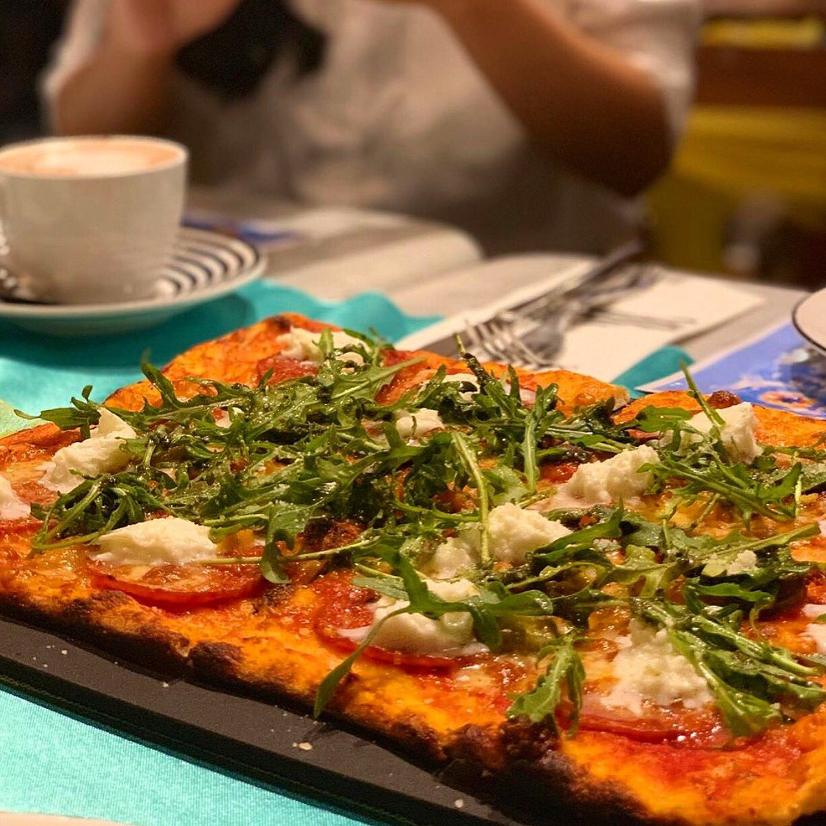 Psst, do you know that there is rectangular pizza too? 🤔
Come and try our Calabrese pizza! Beef salami, n’duja sausage, chili oil, green chili, jalapeno and peppers. Finished with fresh mozzarella, rocket leaf, pesto and parmesan. 
This one is meant for spicy lovers out there!