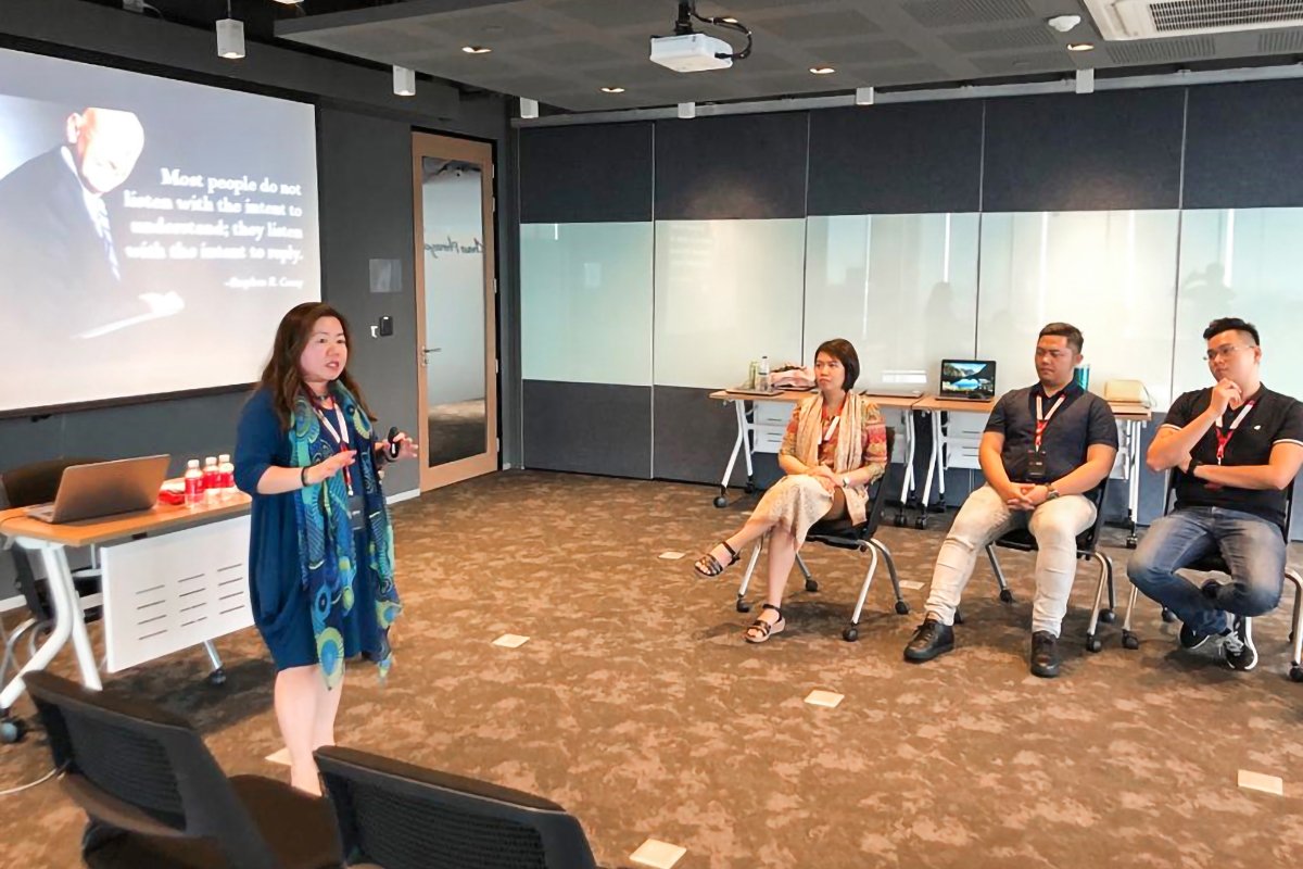 tdcxgroup's tweet photo. Teledirect Thailand organised the “Knock the Socks Off your Client” Management Workshop for our leaders to learn the practical & theoretical aspects in providing superior customer service.
#Teledirect #Thailand #Leadership #Workshop https://t.co/bYrsmi2nzA