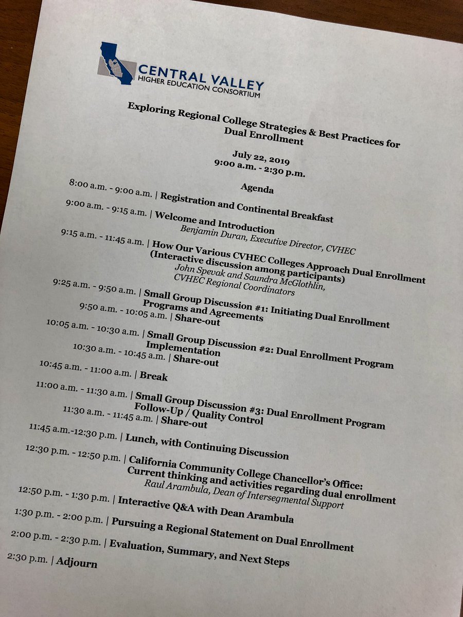 CVHEC_'s tweet photo. #HappeningNow Executive Director, Ben Duran, welcoming over 40 higher ed leaders to share college strategies and best practices around dual enrollment. #HigherEd #DualEnrollment #GuidedPathways #CVHigherEd https://t.co/mW3PQQ2I1X