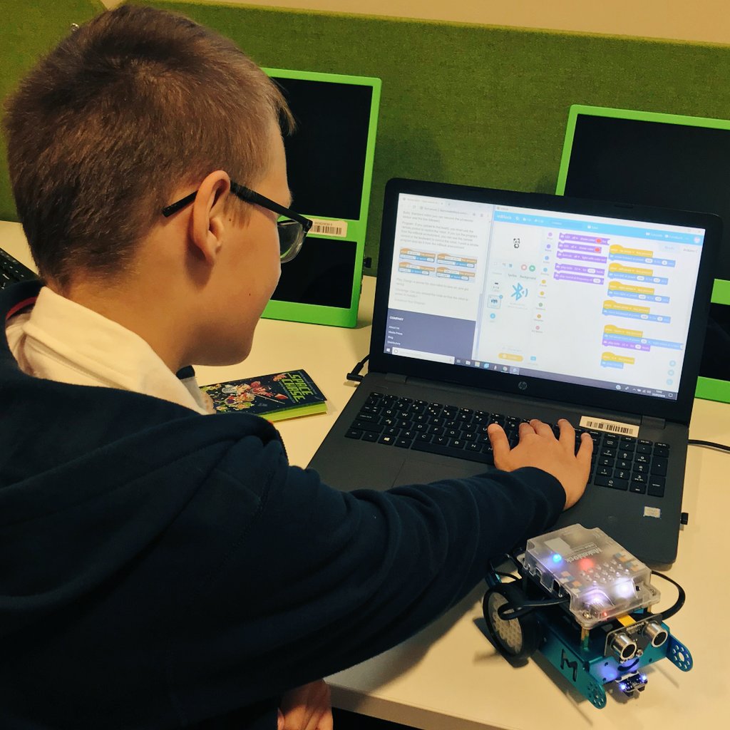 ilabnetwork's tweet photo. "I never knew spending a day at the library could be so much fun."
One of our younger visitors gets to grips with the mBot #STEMeducation #robot @gloslibs Coleford #innovationlab ahead of our official launch 29 July. #notjustbooks #getinnovating #Robotics https://t.co/xkpqitO4dZ