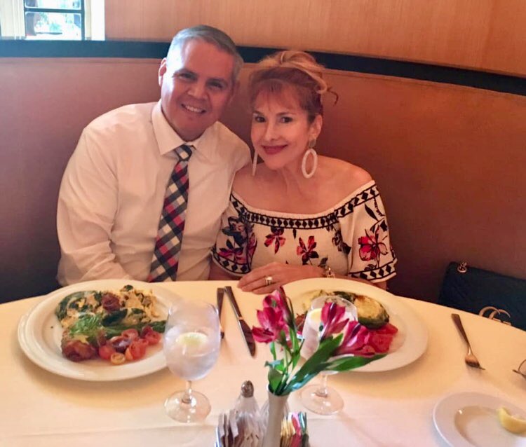 deleonjavier77's tweet photo. Celebrating our 28th wedding anniversary. Love my beautiful queen so very much!! Thank you Jesus!! https://t.co/x5nSpfVfd8