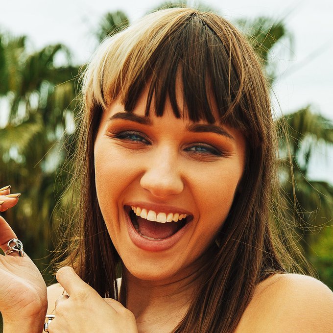 Smile's all round #NewProfilePic Shot by @GavinGlave For @sixty6mag @TeamS66 https://t.co/Ir1HsIim1H<a href="/tag/newprofilepic"class="tags">#NewProfilePic</a><a class="tags" target="_blank" title="On Twitter" href="/?out=eyJ0eXAiOiJKV1QiLCJhbGciOiJIUzUxMiJ9.eyJpYXQiOjE3MjIwMjM1MzIsImlzcyI6InR3cG9ybnN0YXJzLmNvbSIsIm5iZiI6MTcyMjAyMzUzMiwiZXhwIjoxNzUzNTU5NTMyLCJyZWRpcmVjdF91cmwiOiJodHRwczovL3R3aXR0ZXIuY29tL0dhdmluR2xhdmUifQ.frvn0u9fiNDmTh6A6yHMH28kJtQOoL-TYUXyqi02PytD1ZNMQUyzdwBK31pTwJ5_tlYqO2q6AOXBfHCNiIwLWw">@GavinGlave</a>