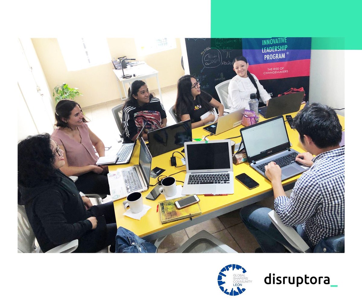 disruptora_'s tweet photo. Nos faltan más mujeres en tech. El futuro de la tecnología depende de nosotras. 👩🏻‍💻👩🏻‍🎓 #disruptora @LeonShapers @elivitevi @alan_opto @NancyNSalazar https://t.co/njK7uZTvlC