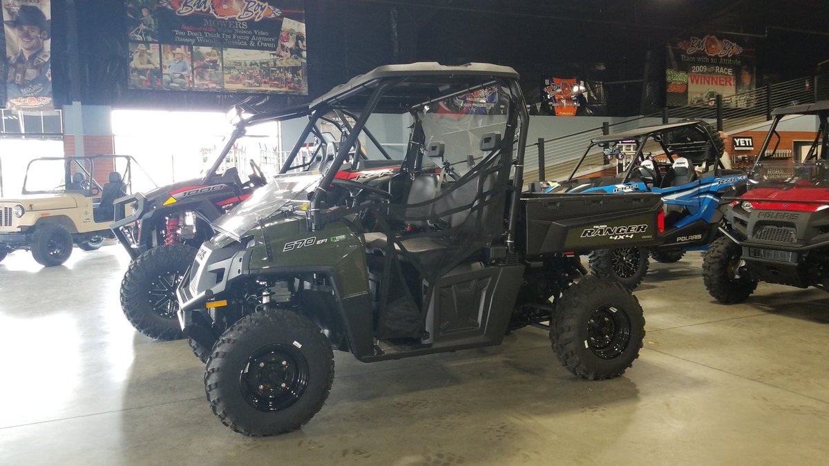 ICORATV's tweet photo. Get it done with a Ranger 570! Accessories included are top, windshield, &amp; rear panel. #rangernation #polarisranger #polaris https://t.co/e5YJ3xFCWC