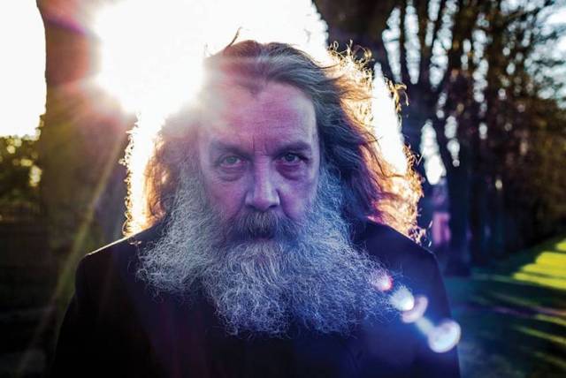 Patricio_Pron's tweet photo. Bye, Bye, Alan / (And Thanks For All) / Alan Moore anuncia su retiro: https://t.co/4dTRtUmoHu (en inglés) / https://t.co/7B21RuJWM2