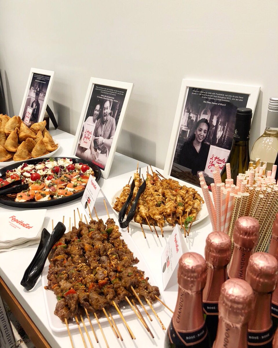 FoodtoEat's tweet photo. Reminiscing on the Female Founder Collective launch party, the first event where we displayed our #IMadeYourFood campaign 🙌🏼🙌🏼🙌🏼🙌🏼 Such an amazing night with inspiring #femalefounders 💃🏼💋🥂
#mondaymotivation #empoweringwomen #femalefoundercollective #IMYF https://t.co/8wIRujZ9qr