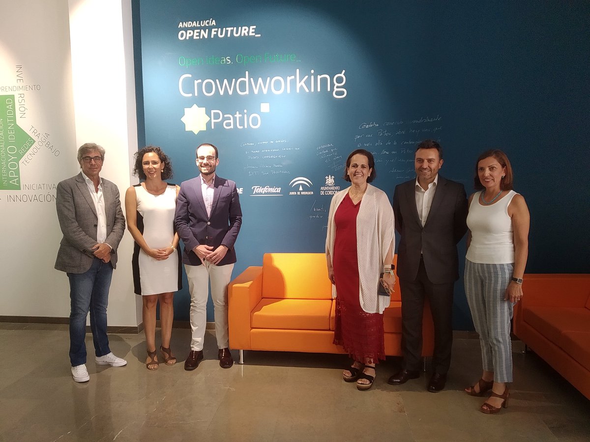 OpenFuture_And's tweet image. 🔝 Hoy en #ElPatio hemos recibido una visita institucional de @EconomiaAnd, @Telefonica y @ayuncordoba_es para conocer las #startups que impulsamos en nuestra aceleradora de #CórdobaEsp 🚀.

¡Grandes proyectos! 👏europapress.es/esandalucia/co… #SomosAOF #emprendimiento #emprendedores