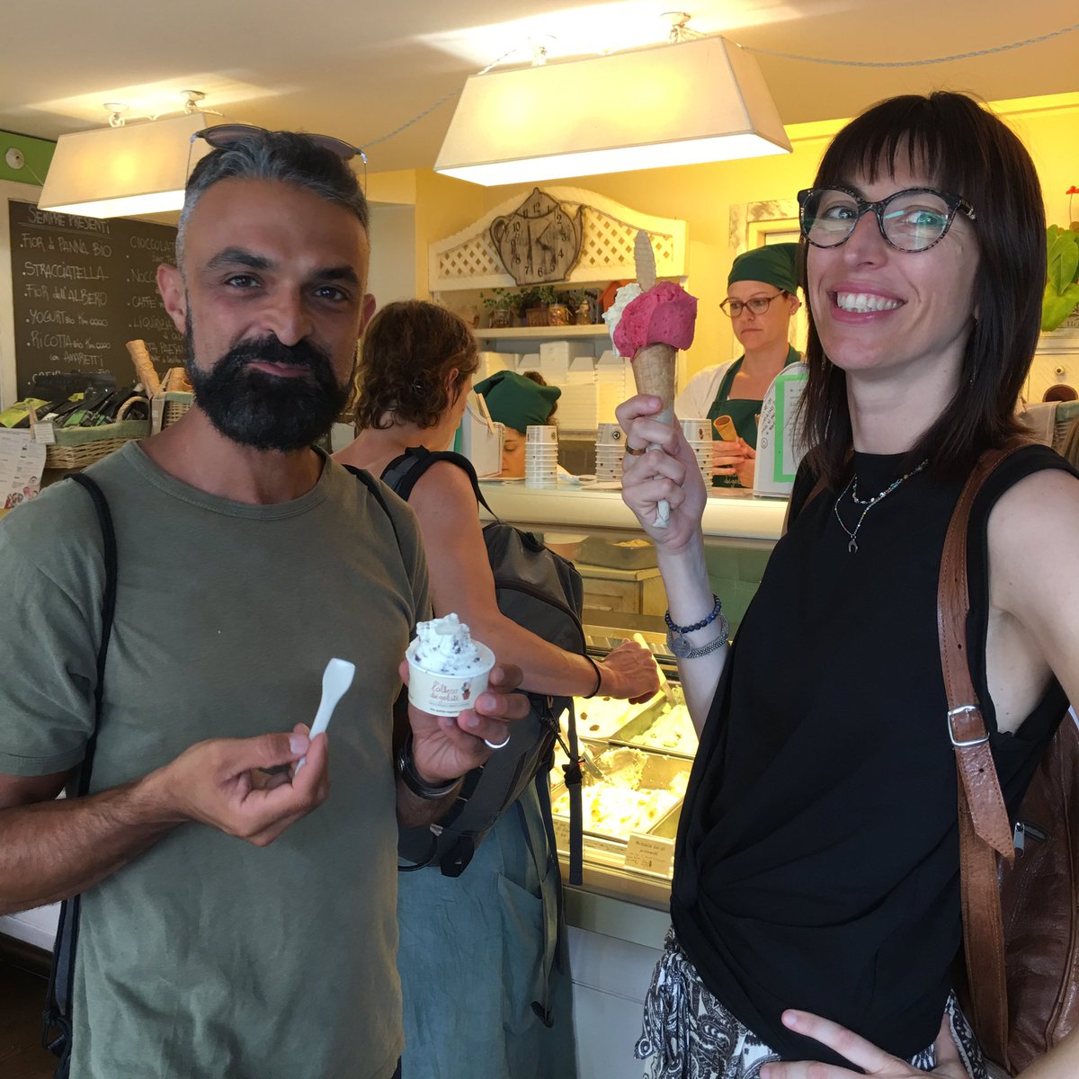 CarteVive's tweet photo. E per difendersi dal caldo Albero dei Gelati! https://t.co/FOAOqiZrj1