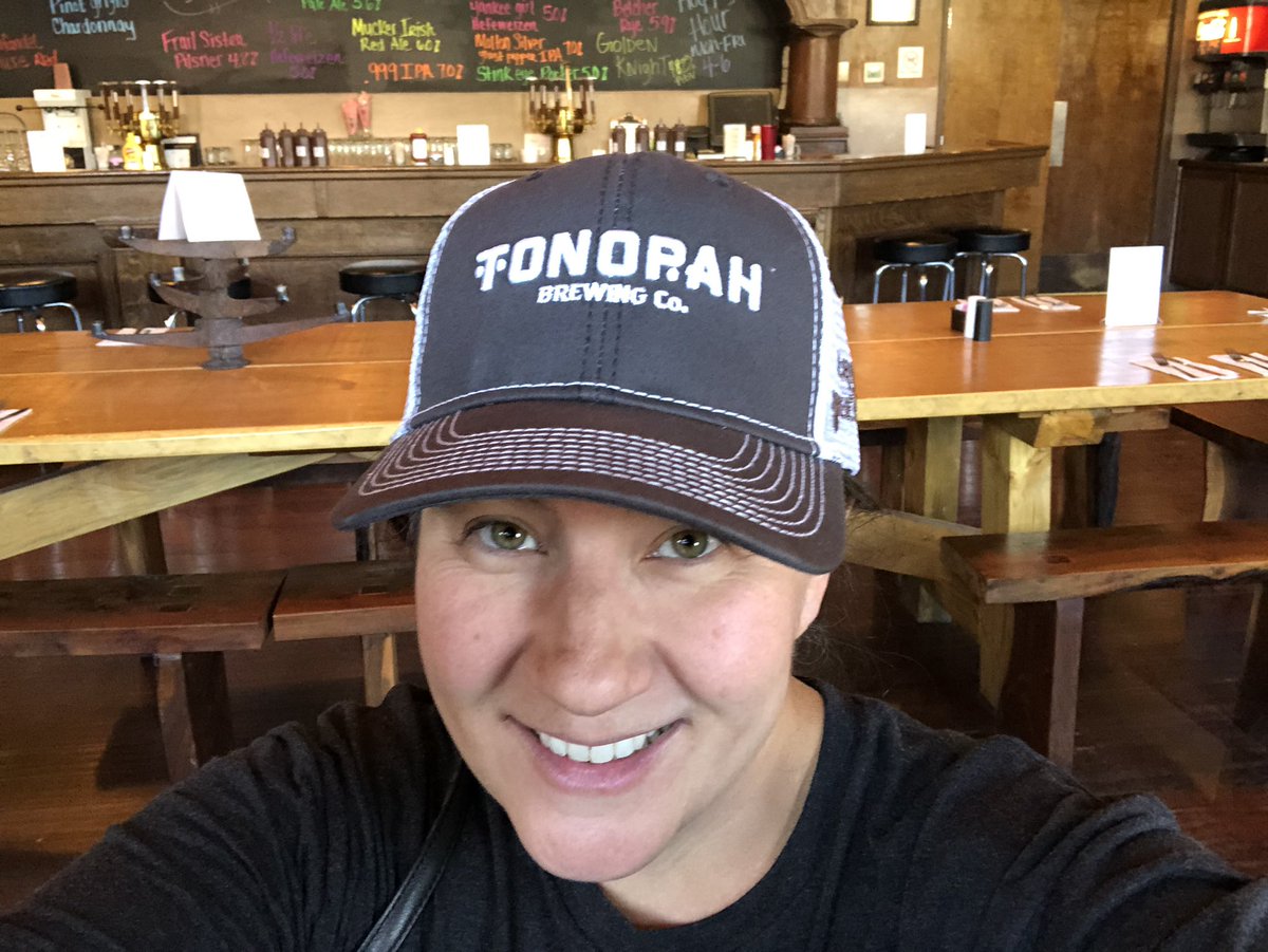 rochellenguyen's tweet photo. Great lunch @Tonopahbeer and visiting @alexishansenNV district. #ilovenevada https://t.co/w1QE2E3NPd