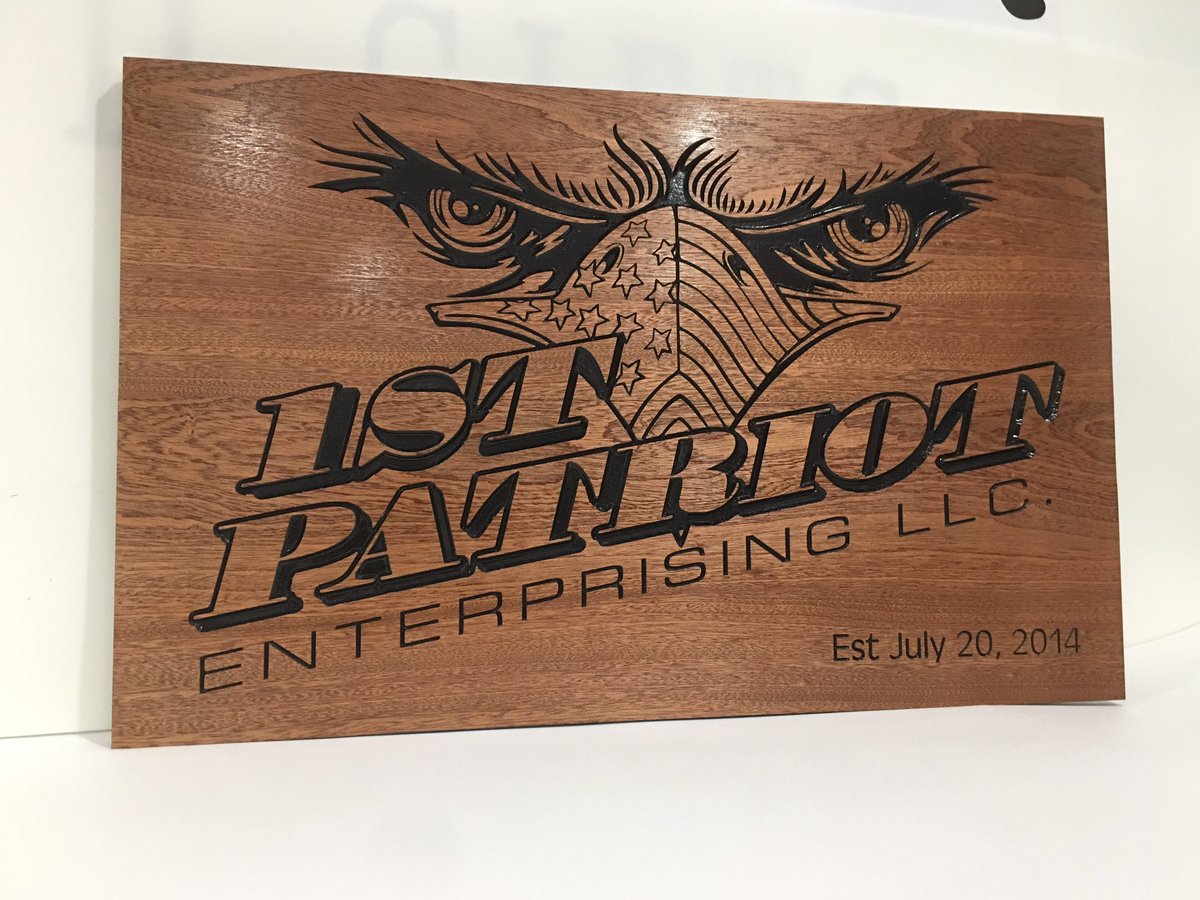 BenchmarkSigns's tweet image. Huge 36x22 solid mahogany sign going out!! #SmallBusiness #MondayMotivation #customsigns #rusticdecor #businesslogo #Patriots #wodensigns #outdoorsigns