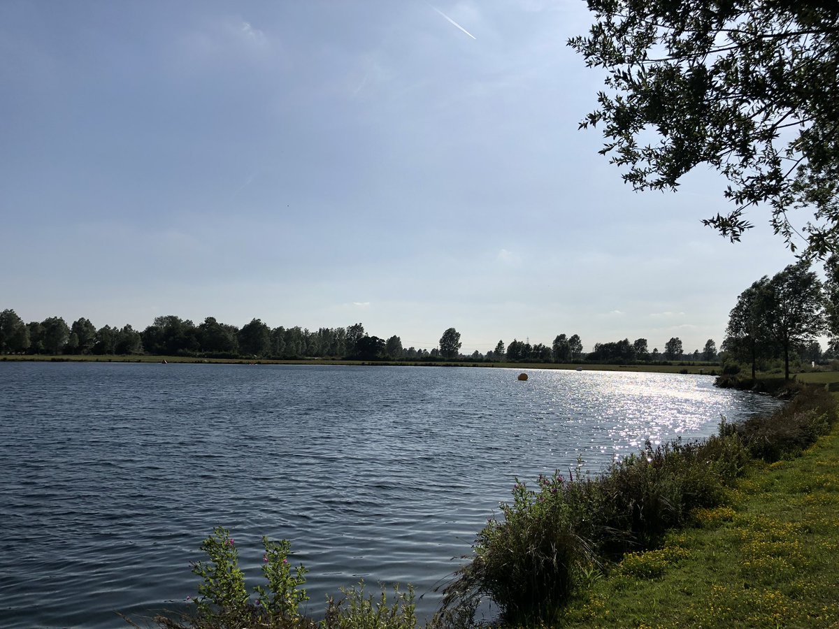 Chappers2013's tweet photo. It’s a training swim for #TeamBaloo at #TriFarm #Boreham this evening.
I will be supporting from my deckchair 😎 🥤
@vickilonglegs @ERPDF @PBaloo https://t.co/8OBIsJEhl0