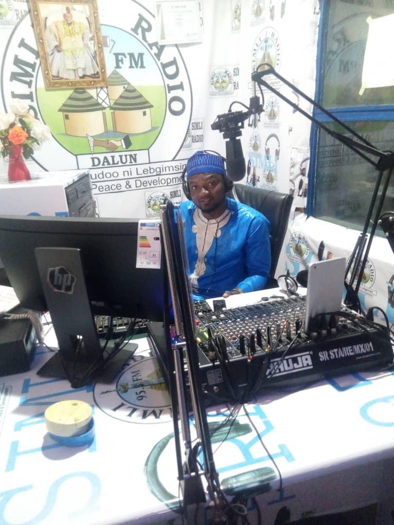 SabaaHaruna's tweet photo. On air now on #SimliRadio95.3mhz https://t.co/sHvPMABye3