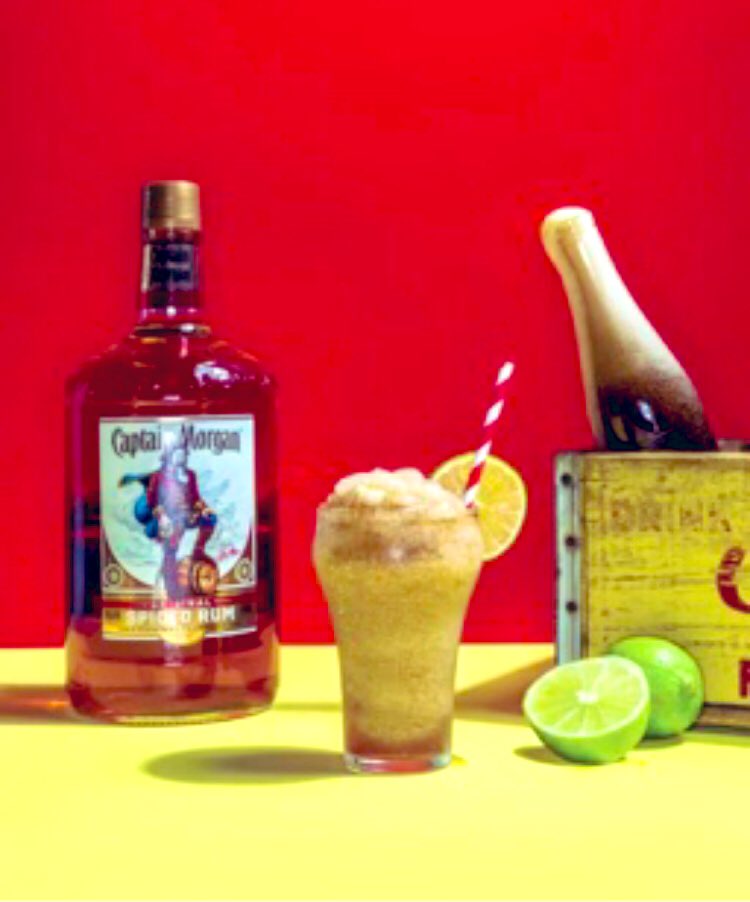 marissamarrero's tweet photo. #CaptainMorgan Rootbeer float!? #yesplease! #summer #cocktails #sunsoutrumsout #diageorep https://t.co/rABpPYfW5m