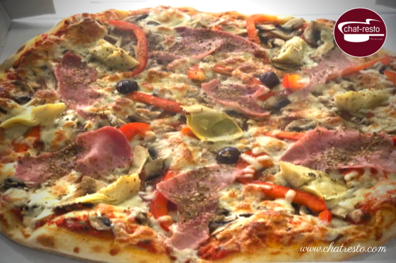 ChatResto_'s tweet photo. Passez une agréable soirée avec Chat-Resto, faites-vous livrer la superbe Pizza 4 saisons au prix de 4 490 francs CFA.

Commandez maintenant au 06 546 81 81 / 05 396 47 47 et bénéficiez d'une livraison gratuite. https://t.co/YscUsSbrV5