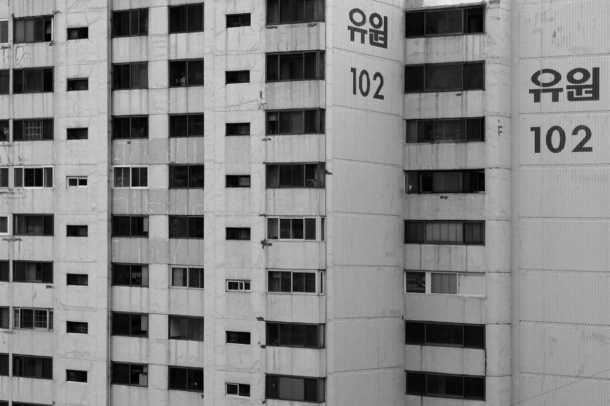 Archillect tweet media