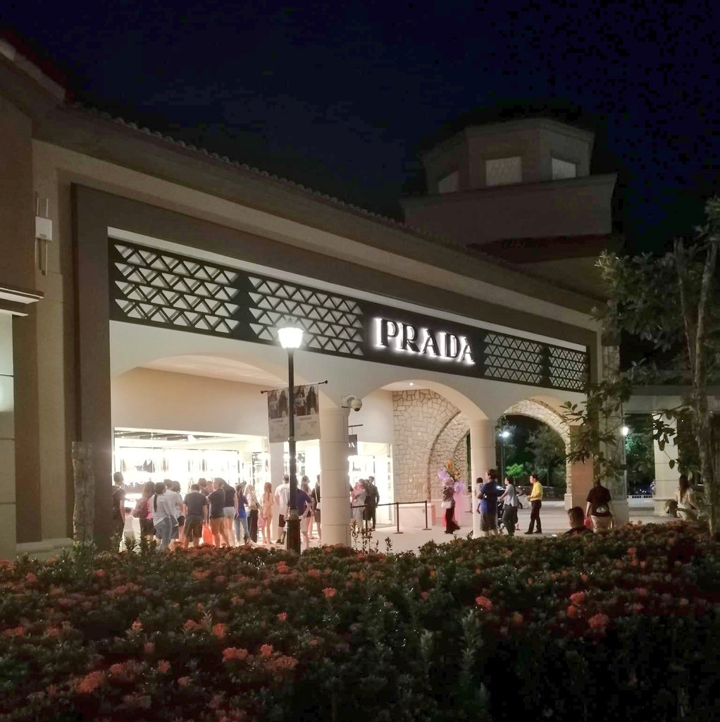 prada jpo opening date